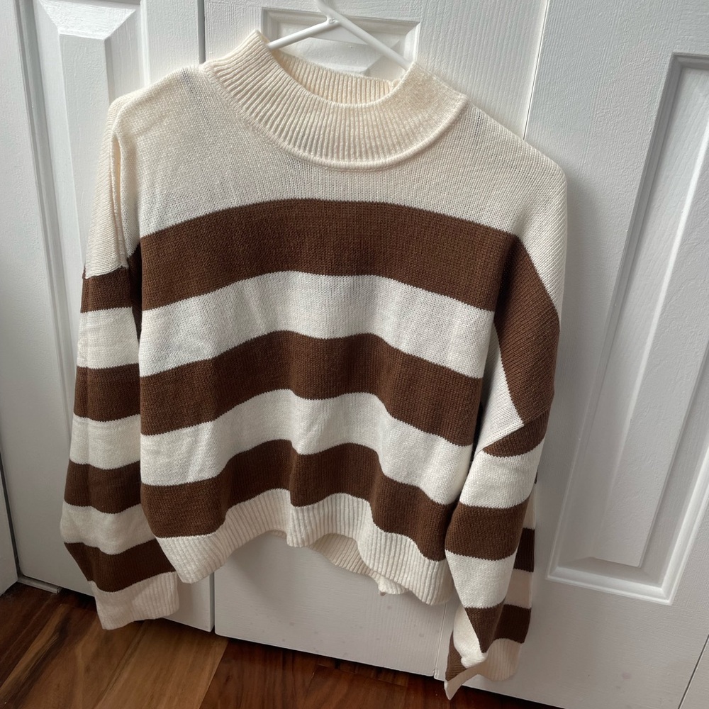 H&M Sweater NEVER WORN